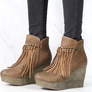 Sbicca fringe booties
